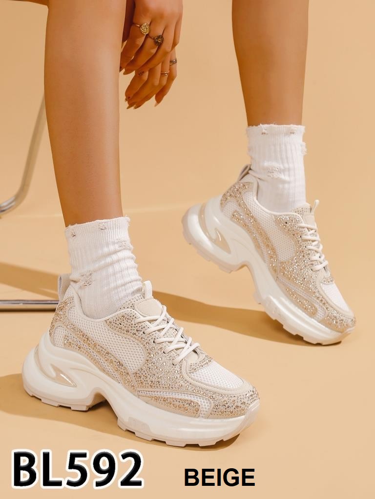 Buty sportowe damskie Roz 36-41 / 12 par